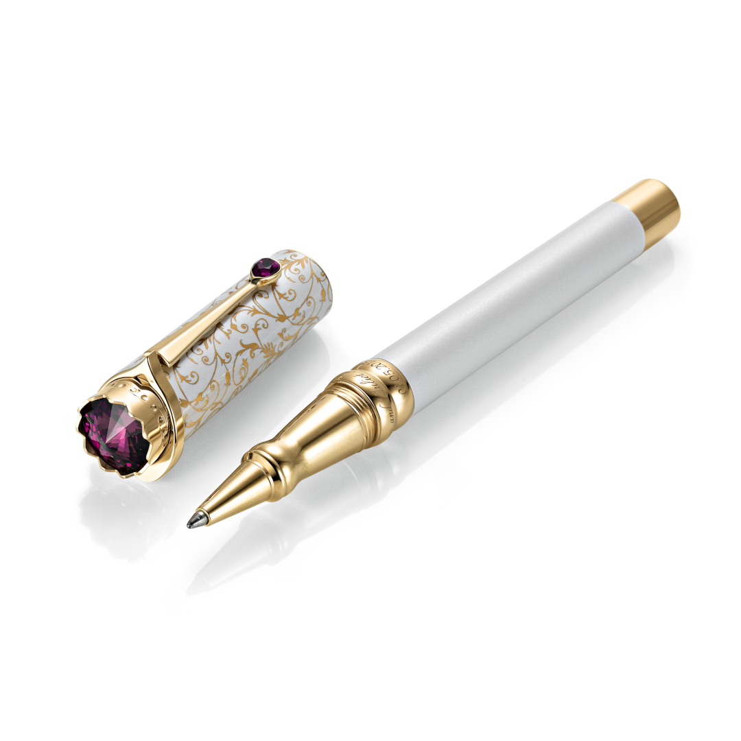 Wedding Pen Legacy Edition with the cap removed and writing tip exposed.