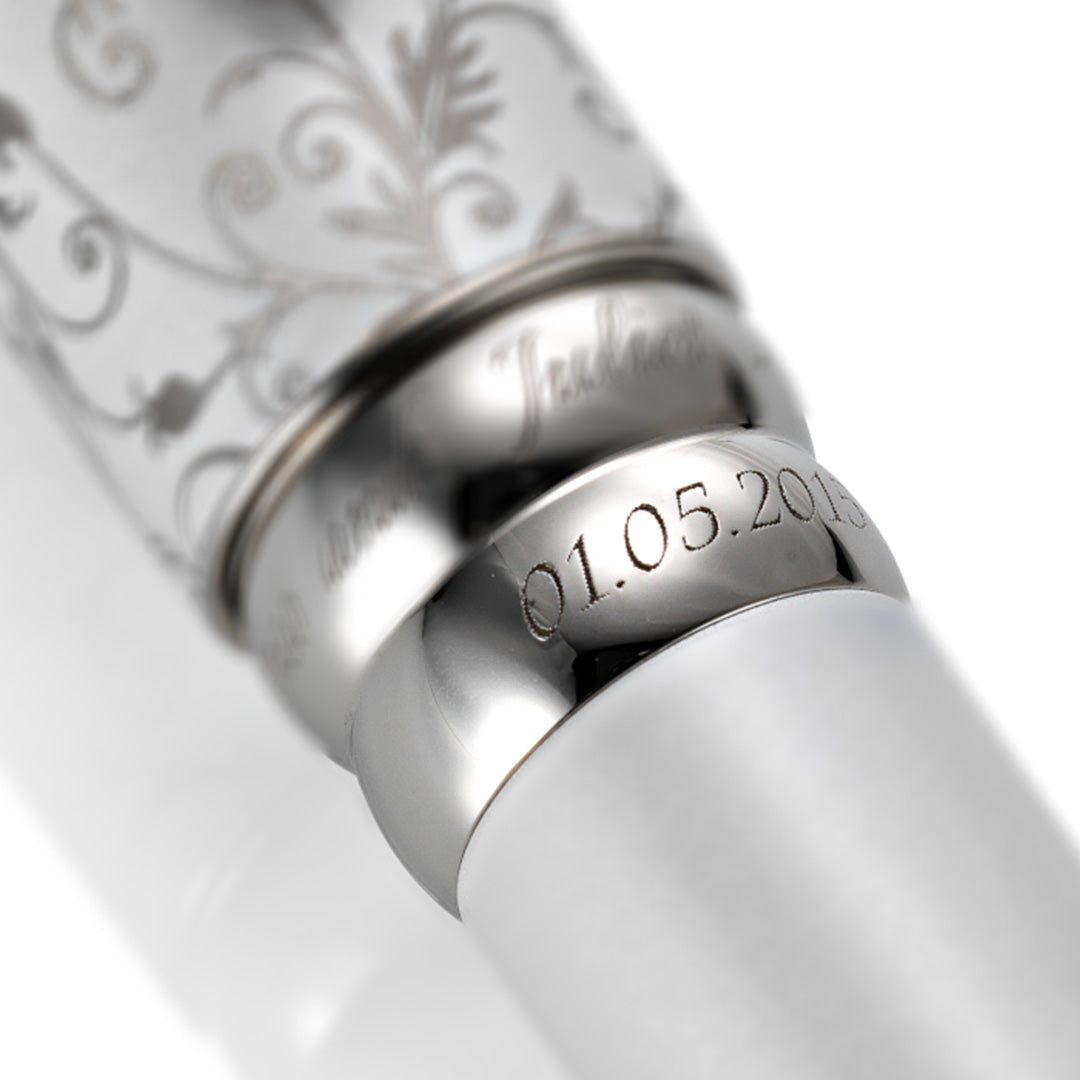 Wedding date engraved on the Wedding Pen Prestige Edition.