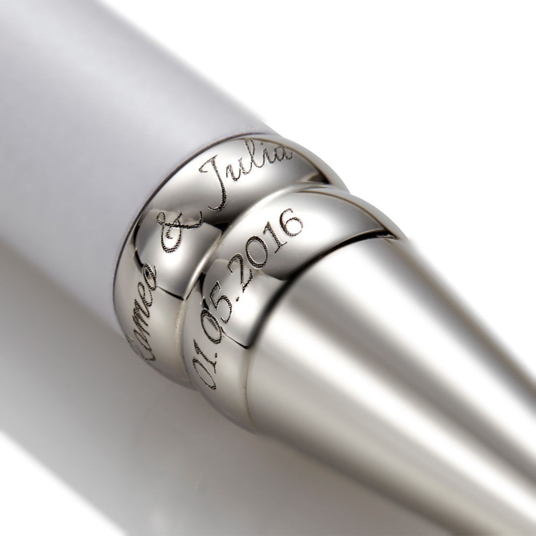 Engraved rings detail on the white Wedding Pen Timeless Edition.